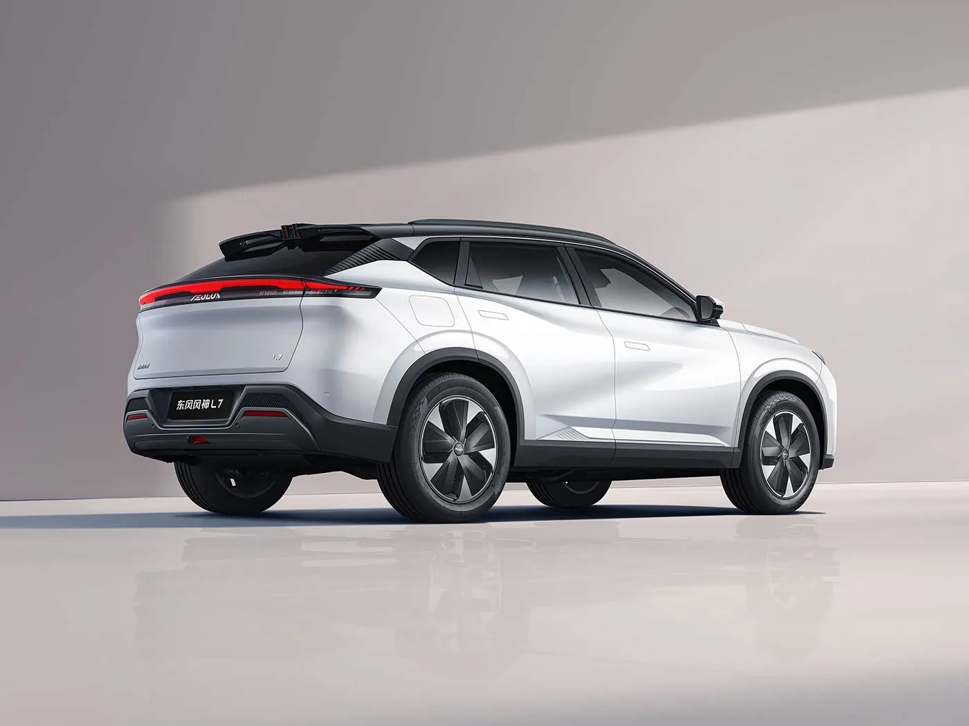 Dongfeng Aeolus L7: EV / PHEV SUV 5-орундуу Премиумга тийүү
