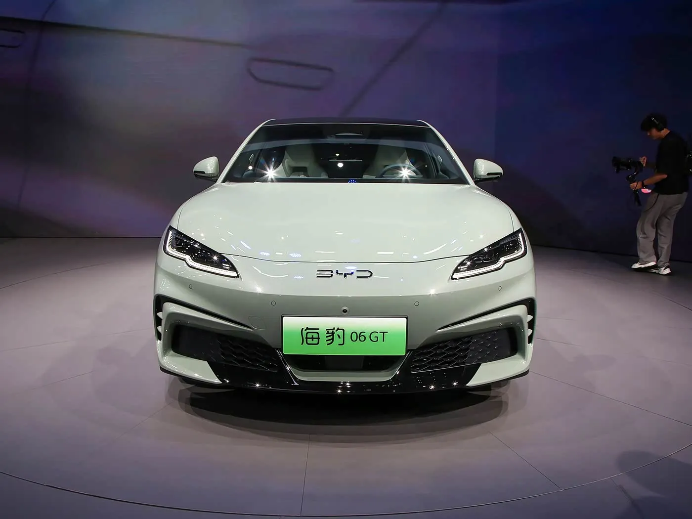 BYD Seal 06GT Heatwave Edition Электр Хэтчбек 550 AWD 3000 Вт мотор кубаттуулугу 4x4 Динамикалык Сол тажрыйбасы менен Мини Авто