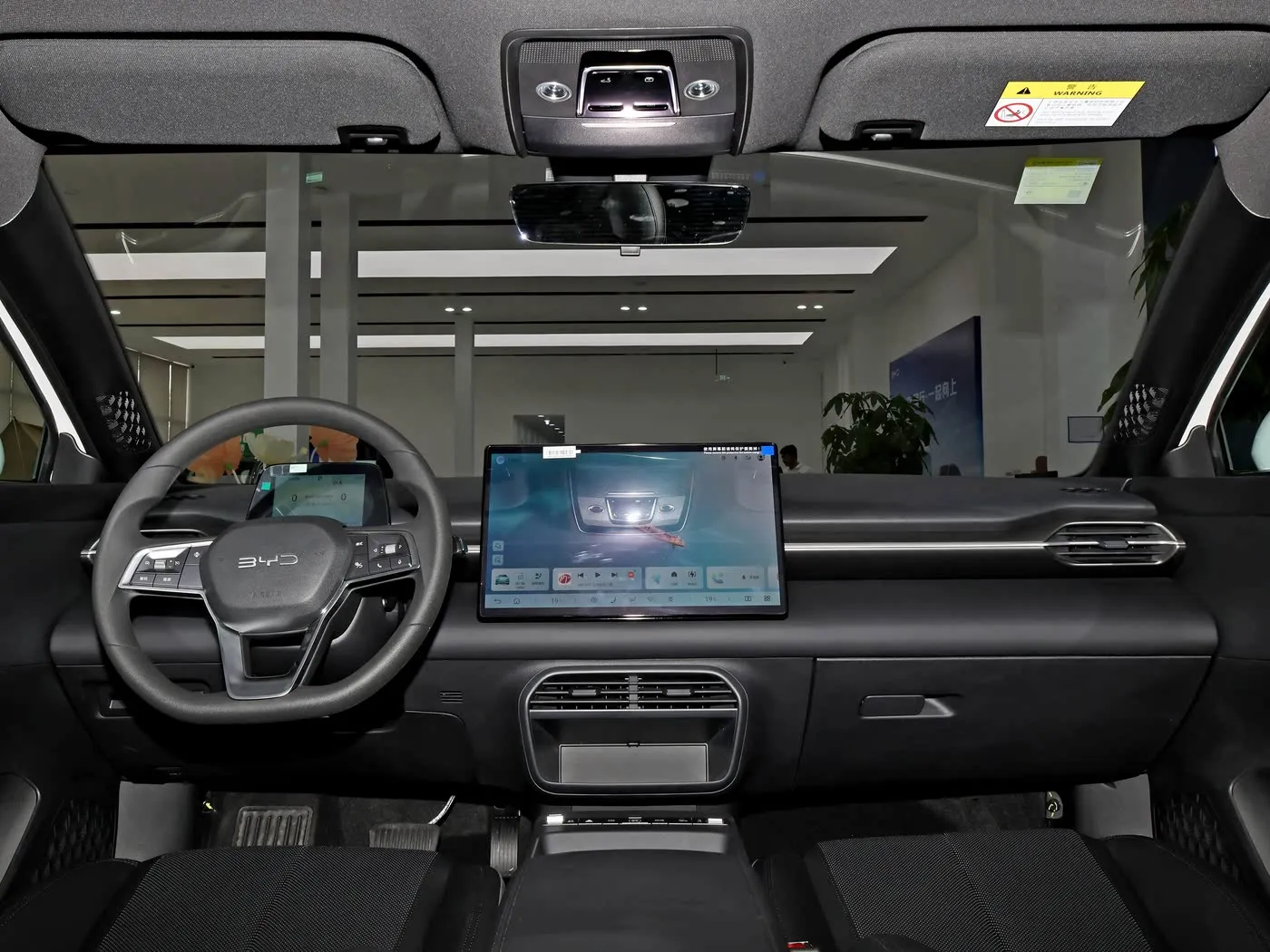 New Model ByD EV Car 150km / H Top Speed 136hp 180nm Torque 5 Seater Electric