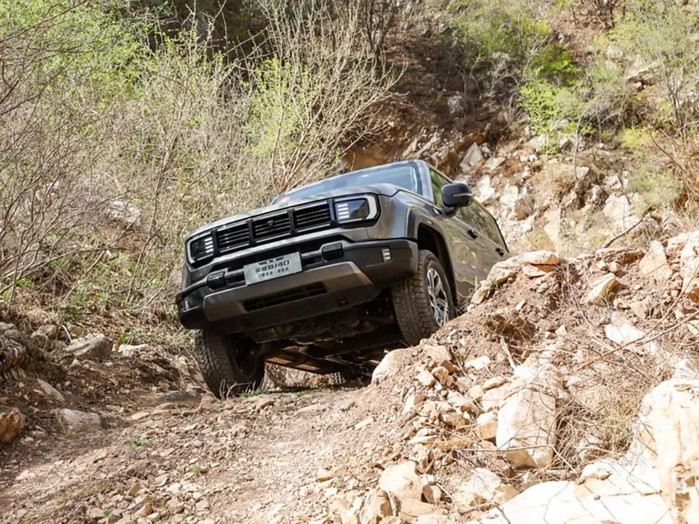BEJING BJ40 Компакт SUV 4WD, 85l танк жана панорамалык камера Узун Wheelbase
