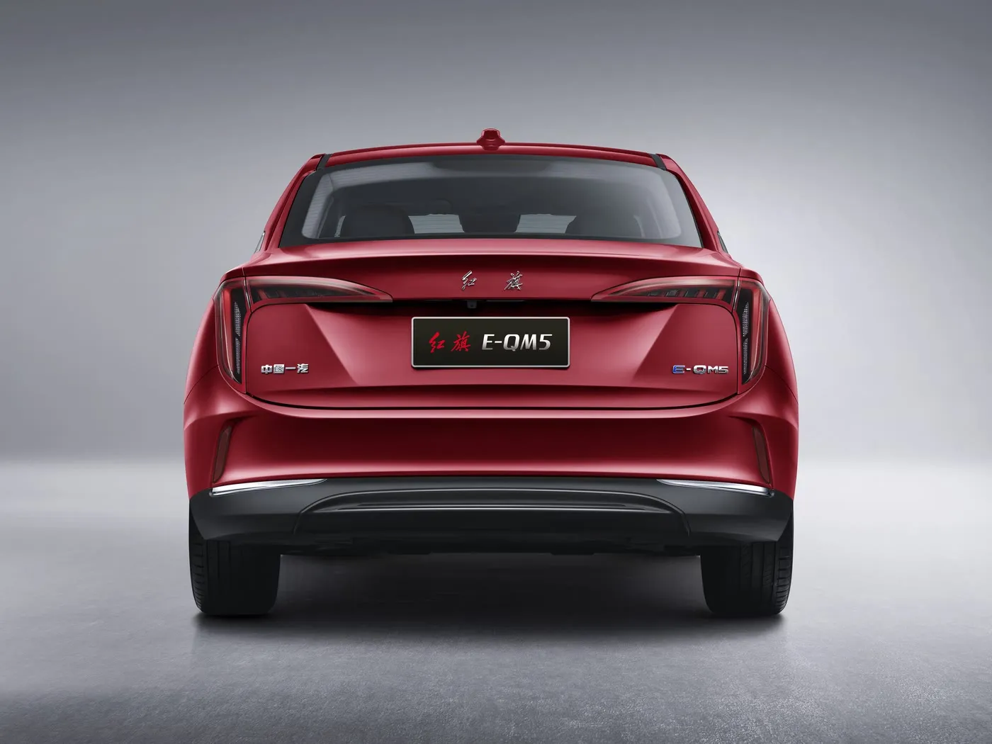 Hongqi E-QM5 кененирээк EV SEDAN узак дөңгөлөктүү дөңгөлөктүү дөңгөлөктөр