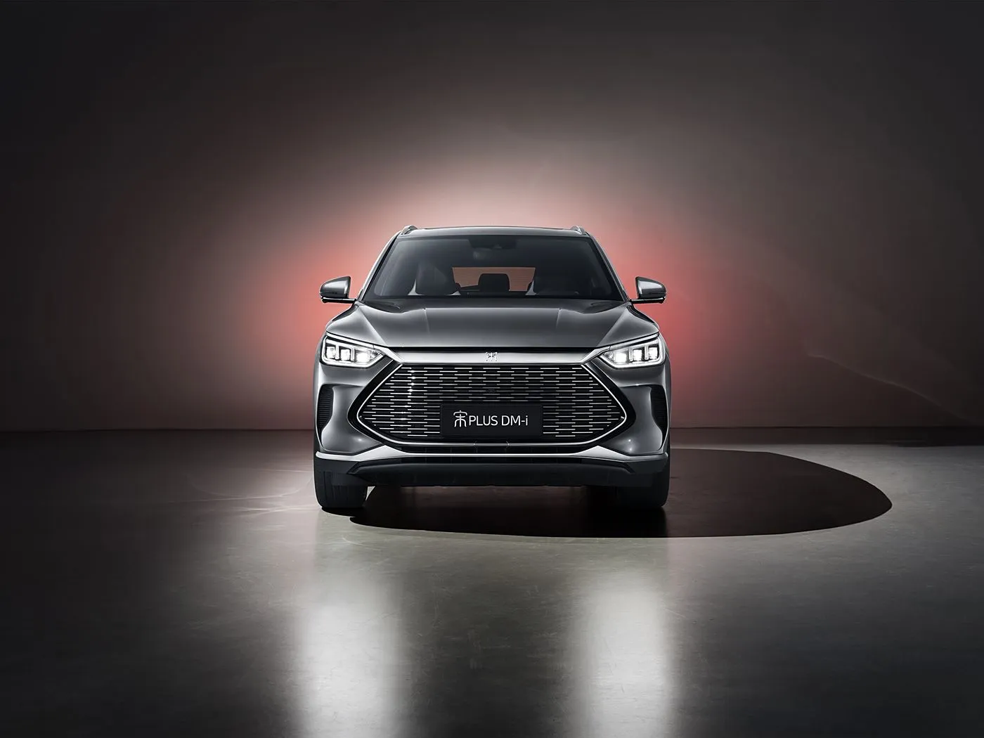 BYD Song Plus SUV Automatic AWD, арткы камерасы бар булгаары отургучтар гибрид күйүүчү май сол руль