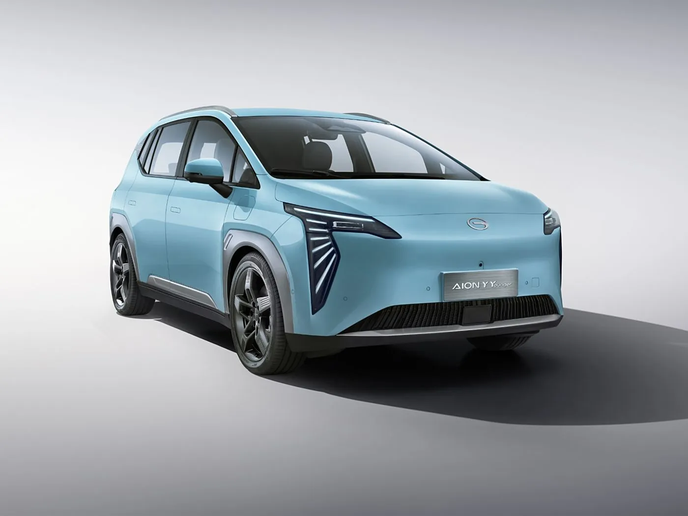 GAC Aion Y Plus электр унаасы акылдуу айдоо версиясы 5 эшиктүү 5 орундуу EV SUV 150Kw жаңы энергетикалык унаа сатылат
