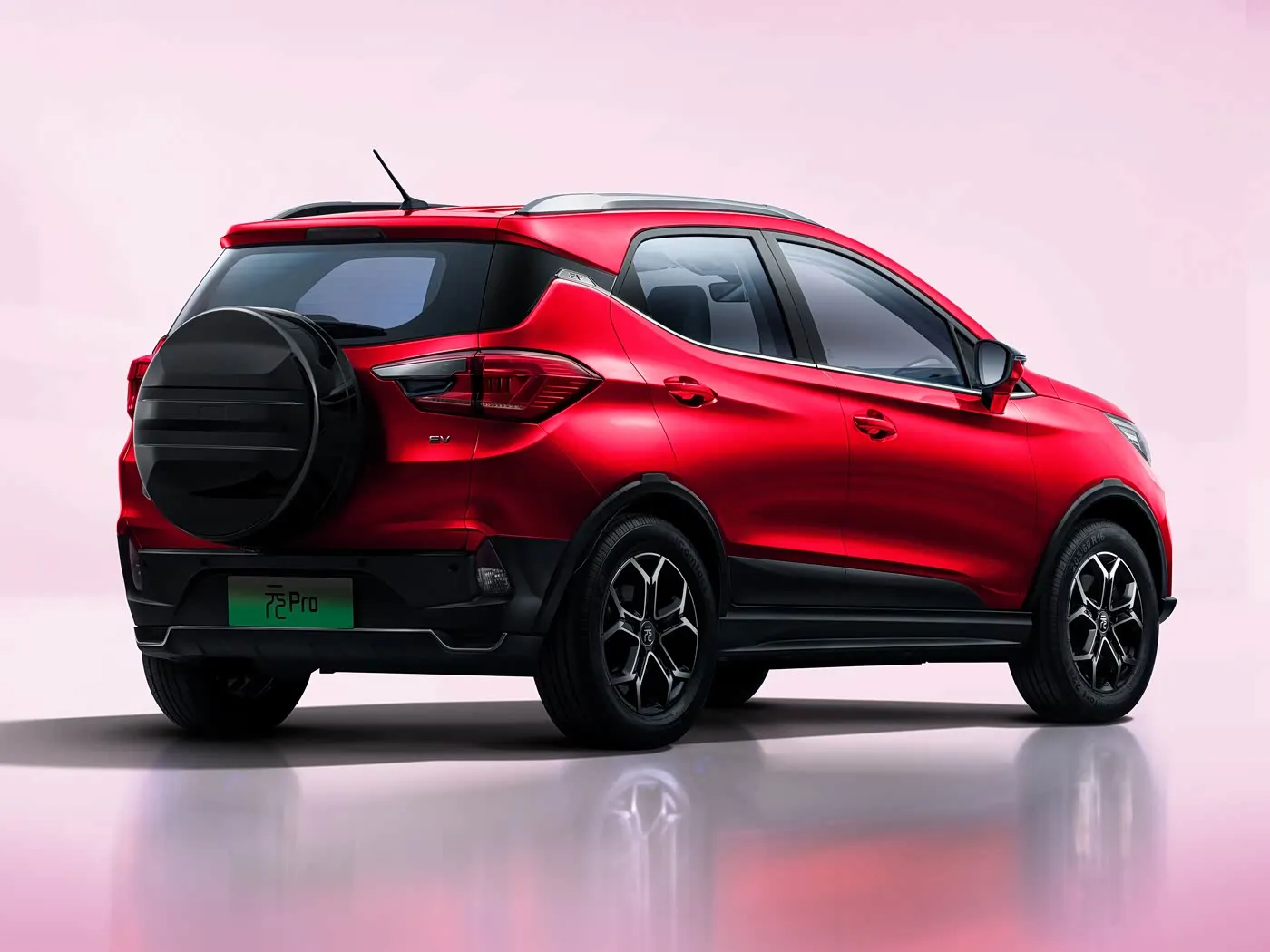 BYD Yuan Pro Luxury Electric SUV 320KM диапазону Шаарда айдоо үчүн жаңы энергетикалык унаа үчүн өркүндөтүлгөн өзгөчөлүктөр