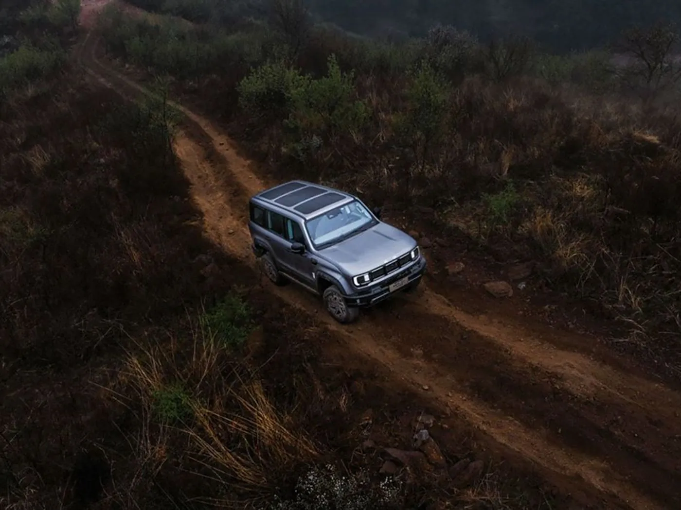 BEJING BJ40 Компакт SUV 4WD, 85l танк жана панорамалык камера Узун Wheelbase