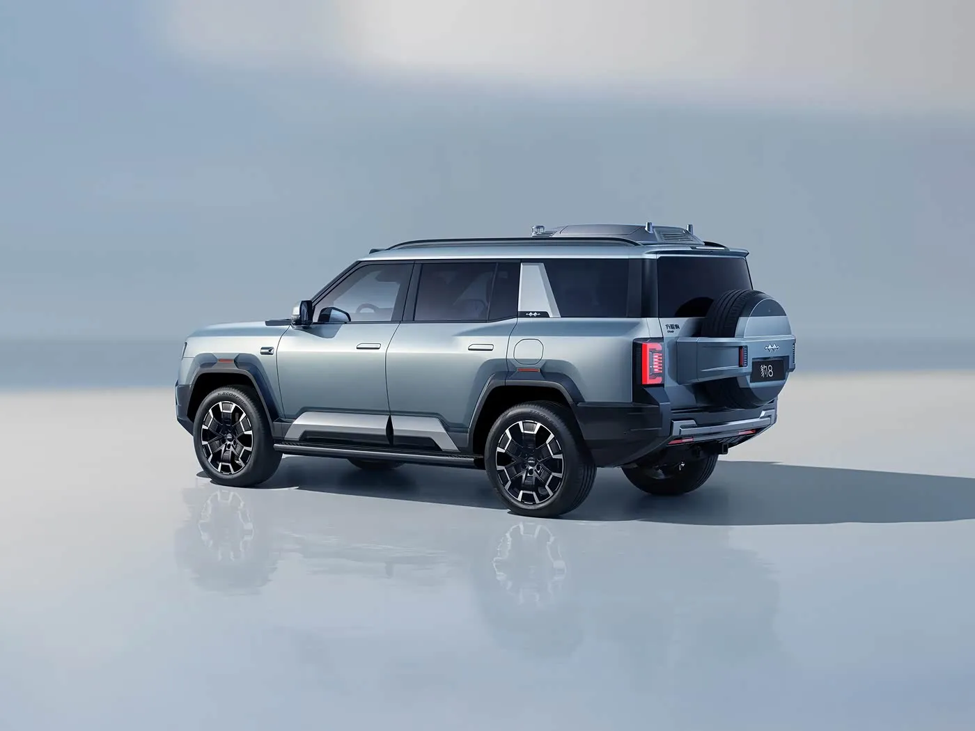 BYD Leopard 8 Luxury PHEV SUV 505HP Advanced Off-Road SUV 2.0T Plug-in Hybrid Electric SUV булуттагы шасси технологиясы менен